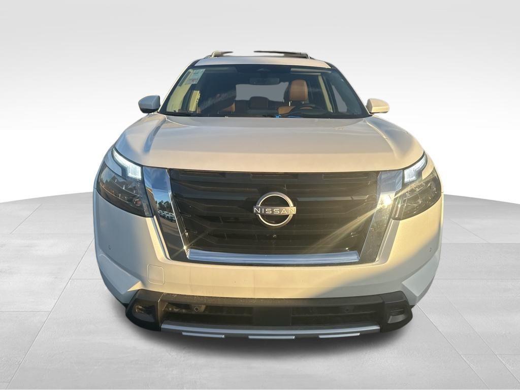 new 2025 Nissan Pathfinder car, priced at $51,530