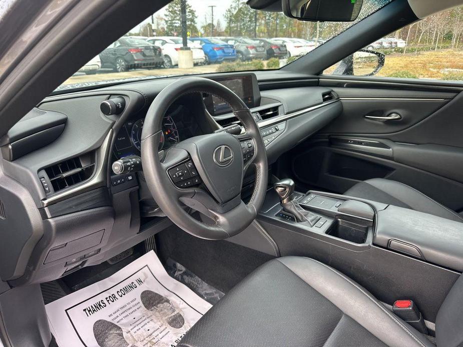 used 2021 Lexus ES 350 car, priced at $33,421