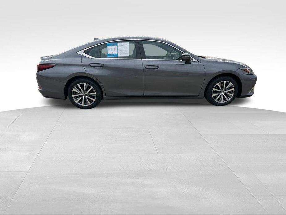 used 2021 Lexus ES 350 car, priced at $33,421