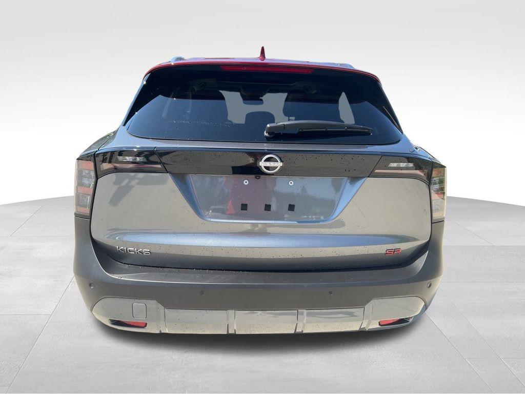 new 2025 Nissan Kicks car, priced at $30,035