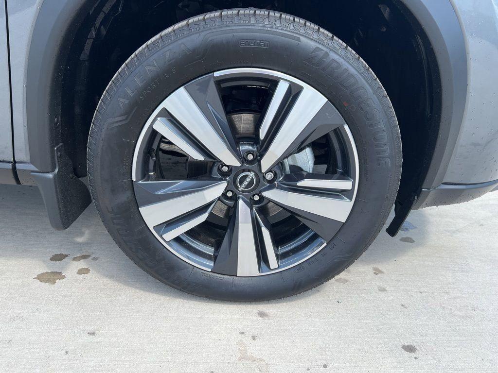 new 2025 Nissan Rogue car, priced at $34,881