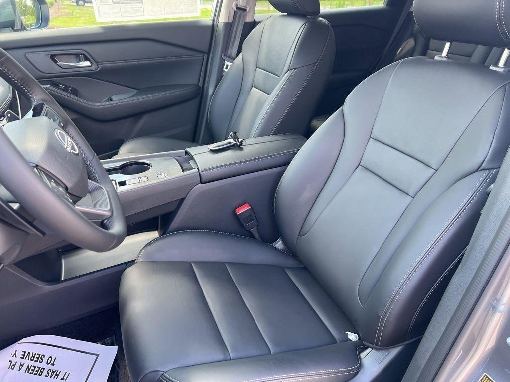 new 2025 Nissan Rogue car, priced at $34,881