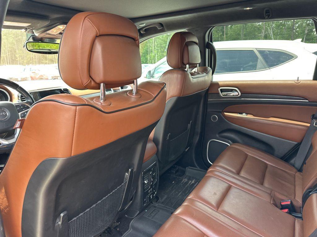 used 2021 Jeep Grand Cherokee car, priced at $32,800