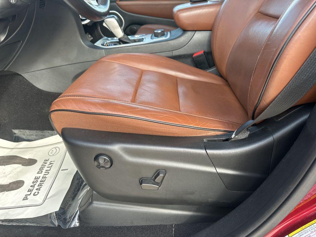 used 2021 Jeep Grand Cherokee car, priced at $32,800