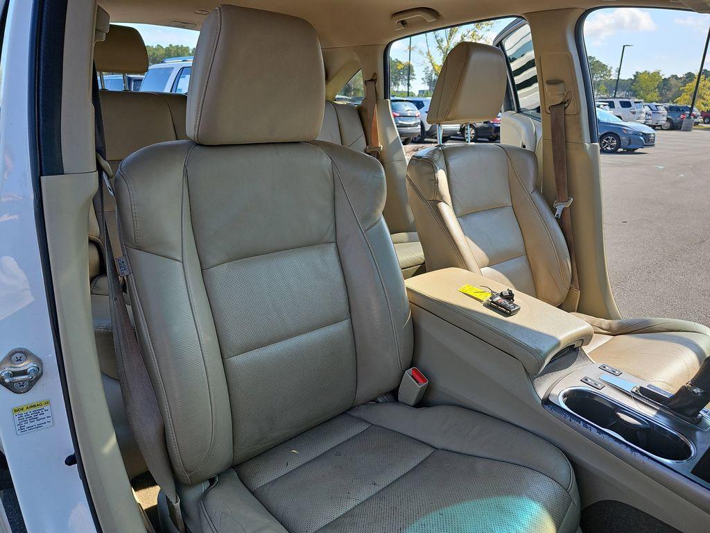 used 2015 Acura RDX car, priced at $8,400