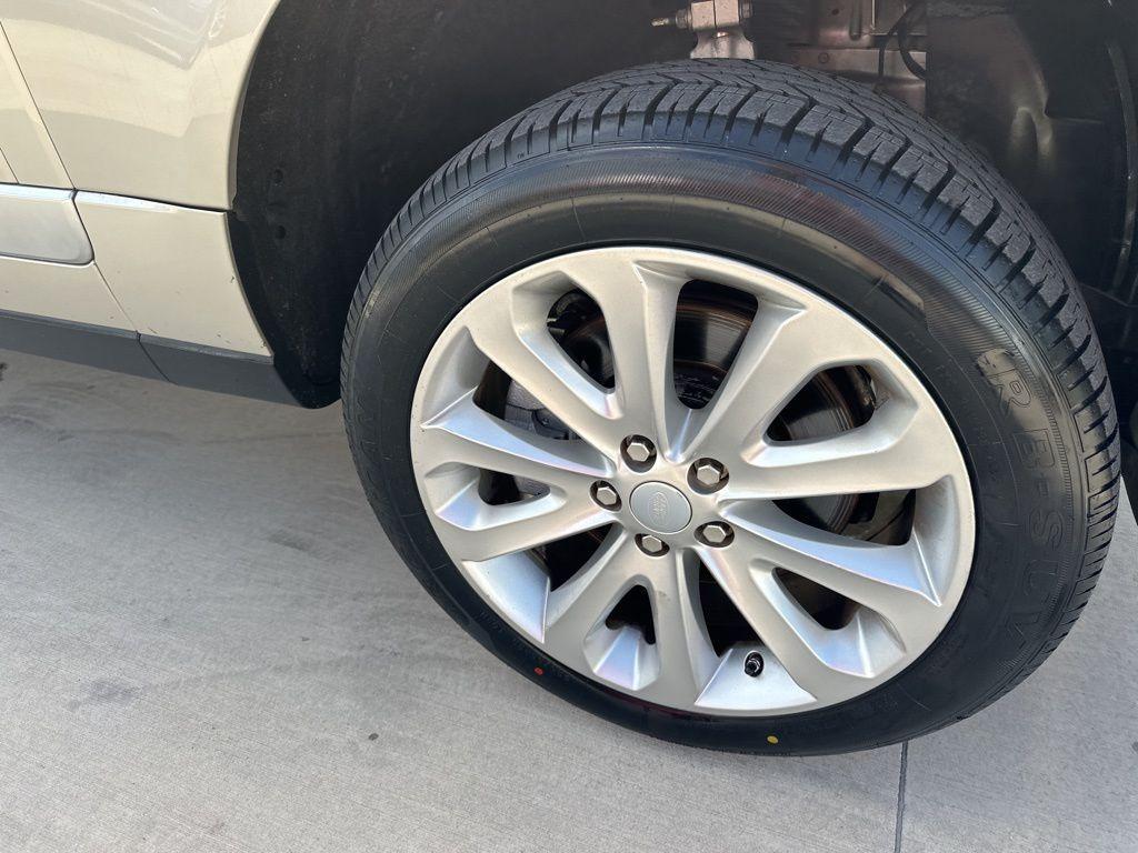 used 2014 Land Rover Range Rover car, priced at $16,400