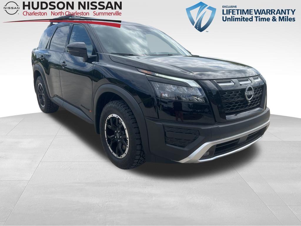 new 2025 Nissan Pathfinder car, priced at $43,967