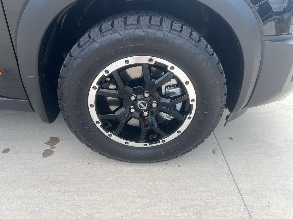 new 2025 Nissan Pathfinder car, priced at $43,967