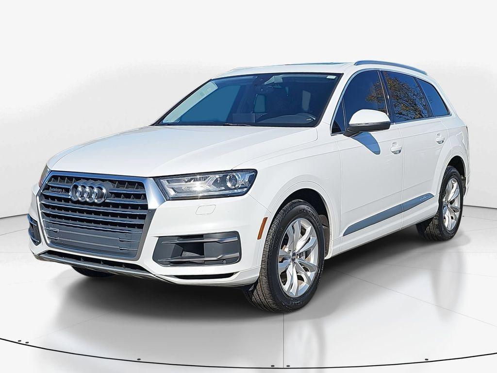 used 2018 Audi Q7 car, priced at $10,900