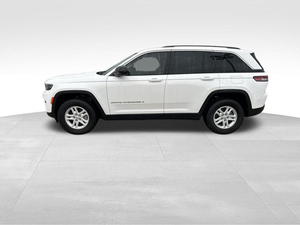 used 2023 Jeep Grand Cherokee car, priced at $32,996