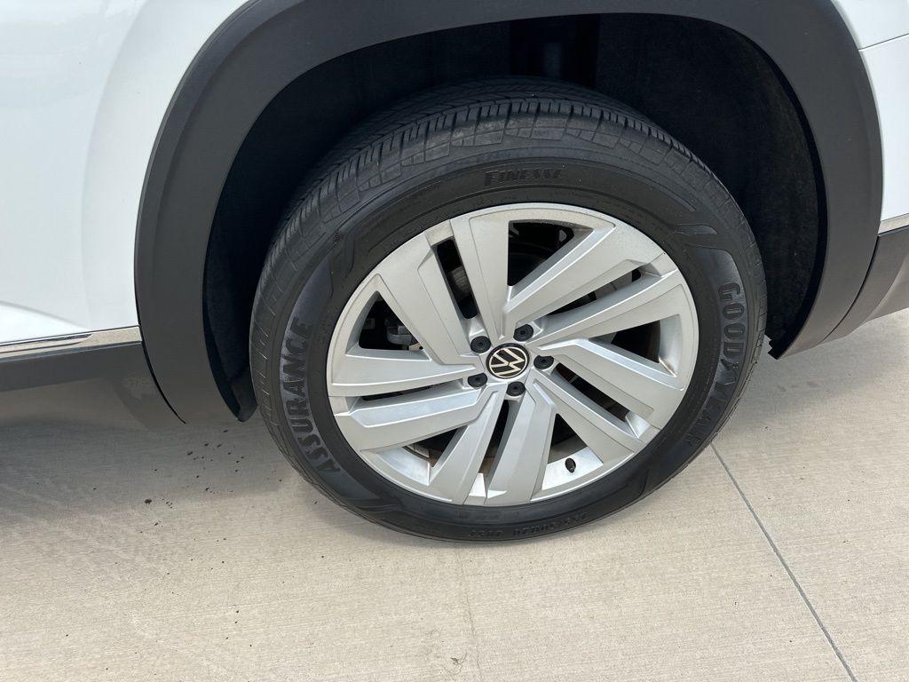 used 2021 Volkswagen Atlas car, priced at $24,900
