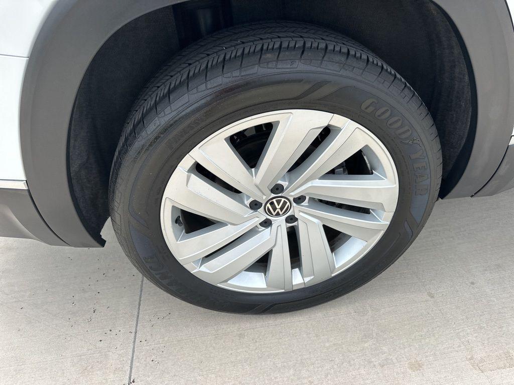 used 2021 Volkswagen Atlas car, priced at $24,900