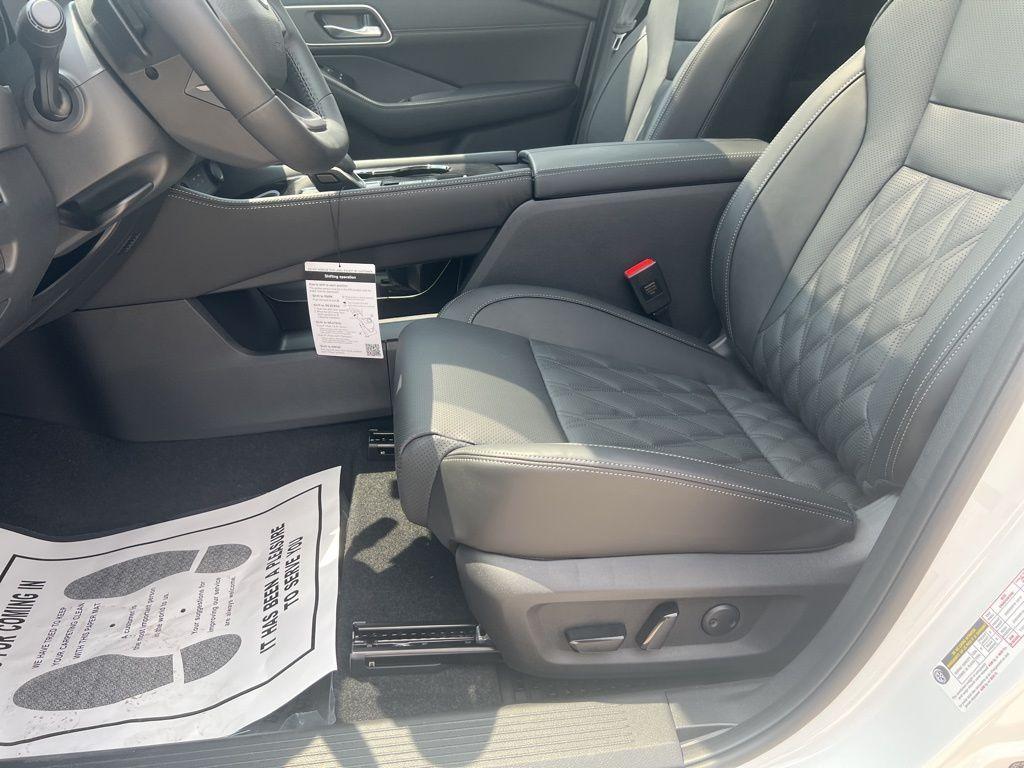 new 2025 Nissan Rogue car, priced at $41,408