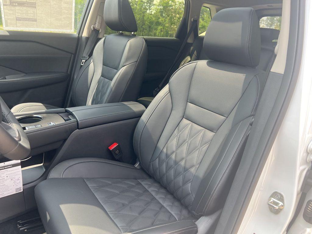 new 2025 Nissan Rogue car, priced at $41,408