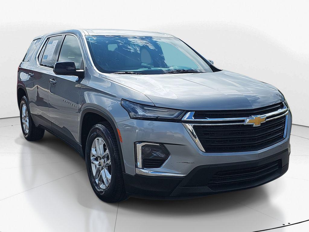 used 2023 Chevrolet Traverse car, priced at $24,400