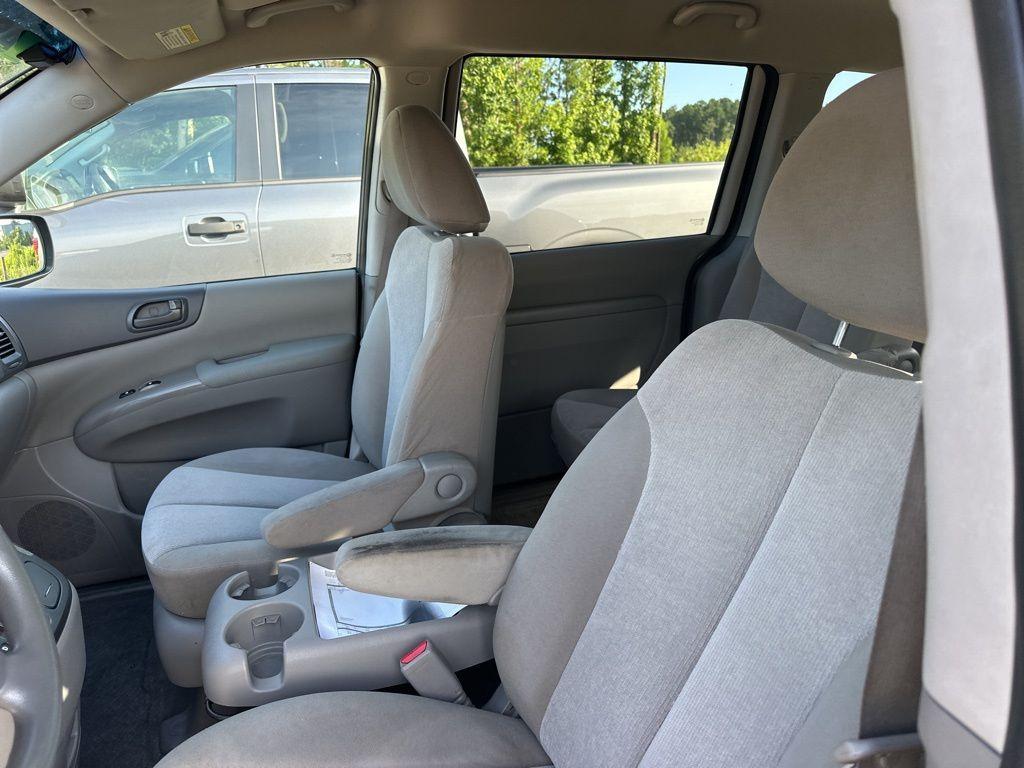 used 2012 Kia Sedona car, priced at $2,900