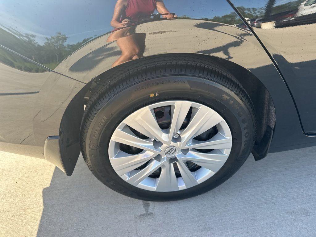 new 2025 Nissan Sentra car, priced at $22,487