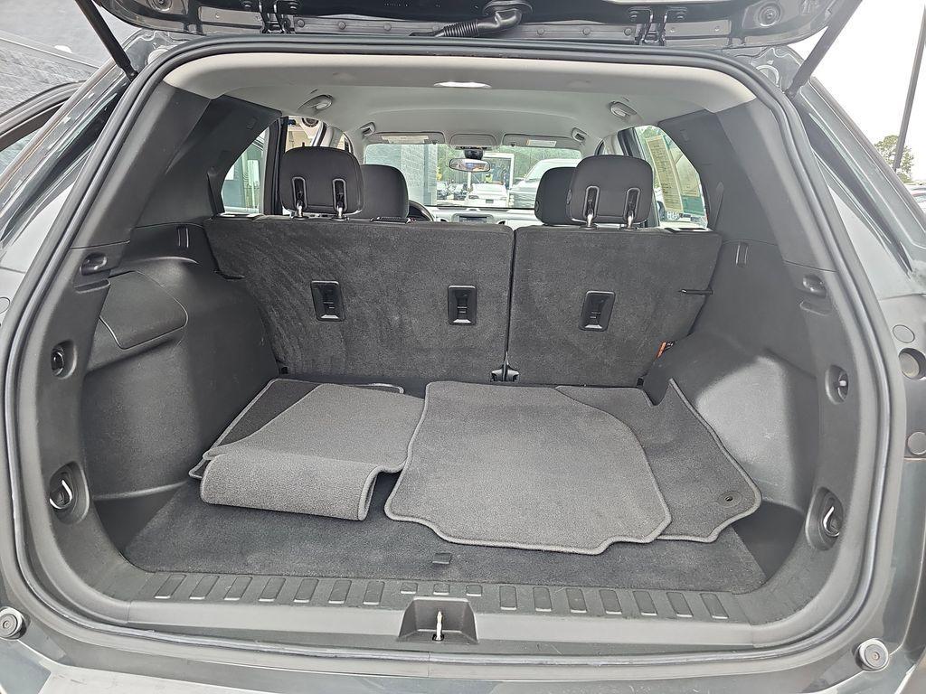 used 2020 Chevrolet Equinox car, priced at $18,200