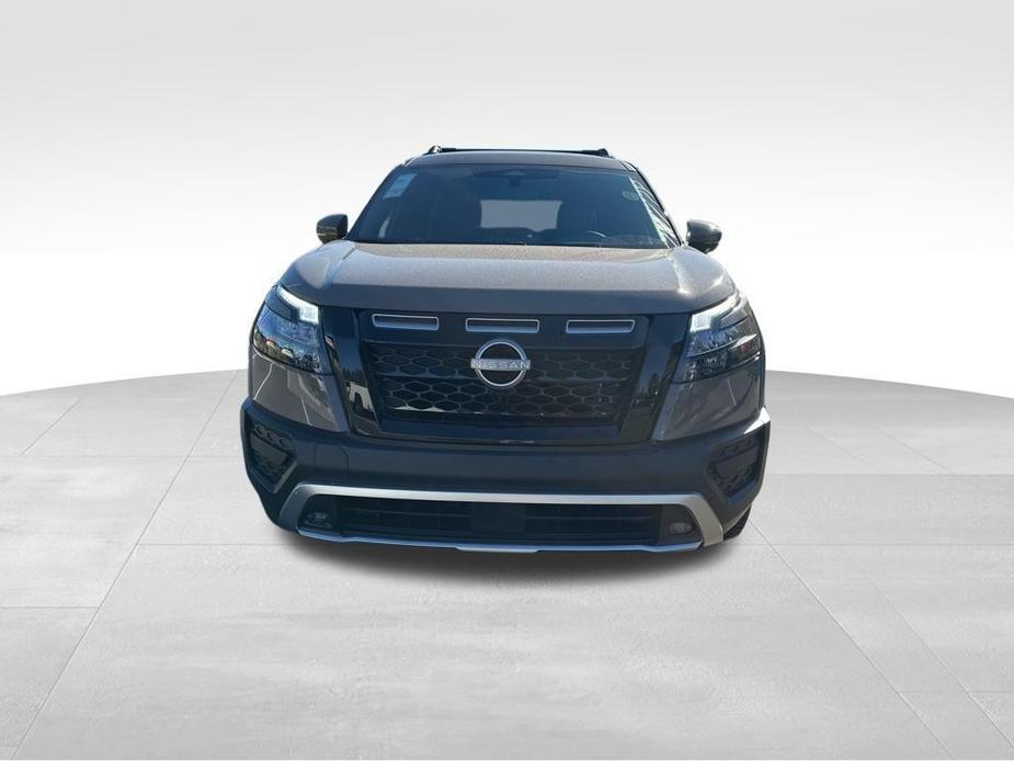 new 2025 Nissan Pathfinder car, priced at $47,575