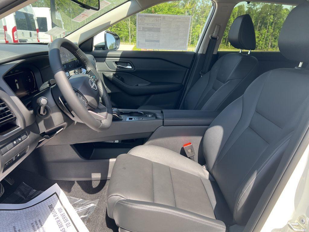 new 2025 Nissan Rogue car, priced at $40,802