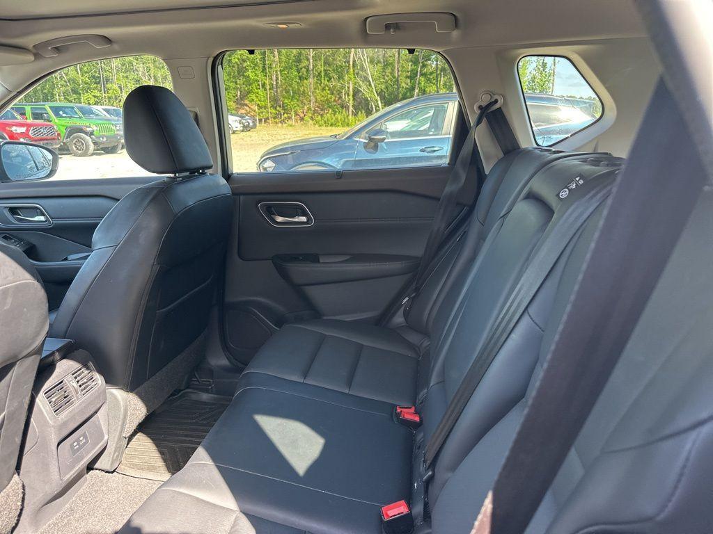 used 2021 Nissan Rogue car, priced at $19,421