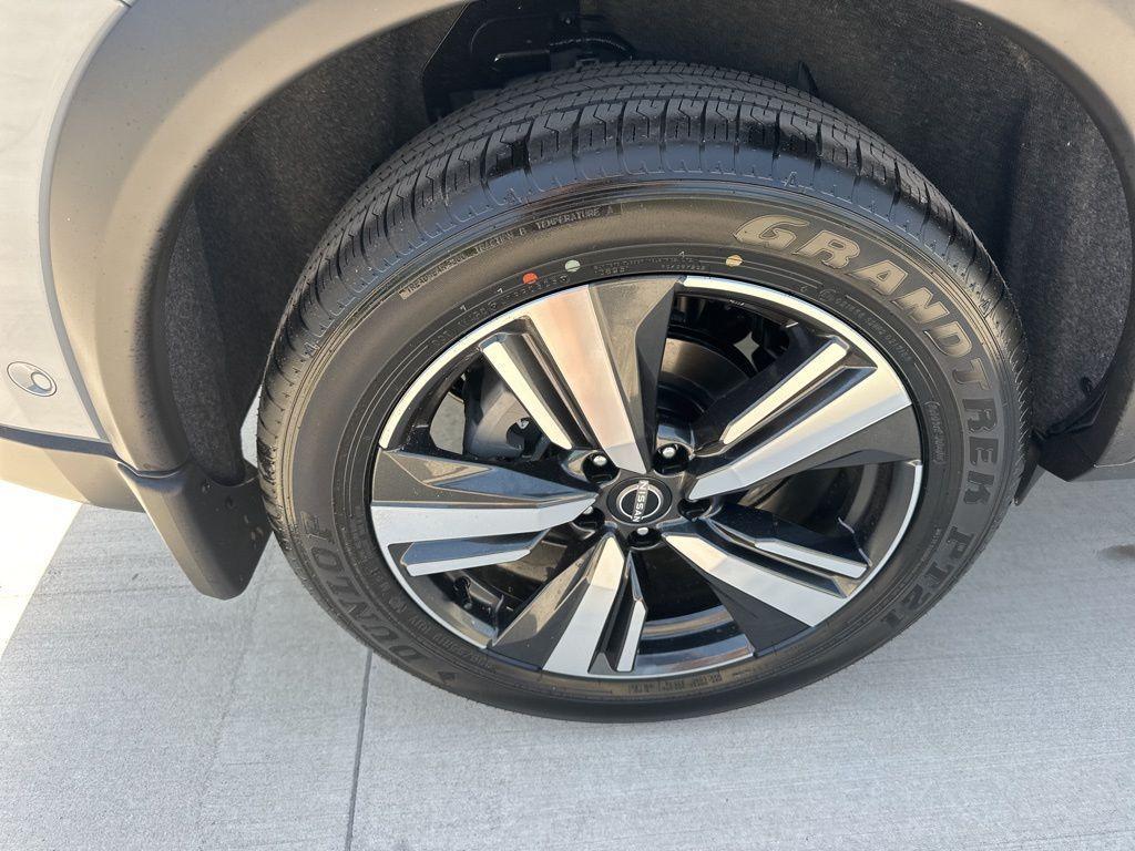 new 2025 Nissan Rogue car, priced at $40,802