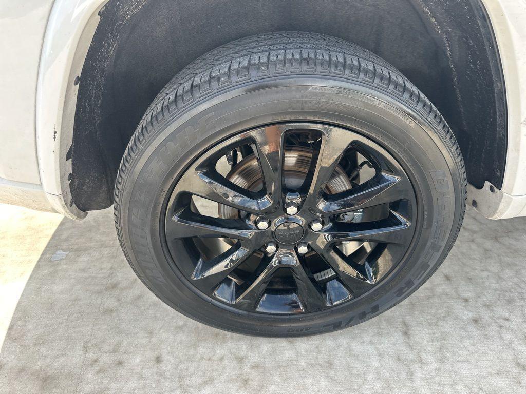 used 2021 Jeep Grand Cherokee car, priced at $27,200