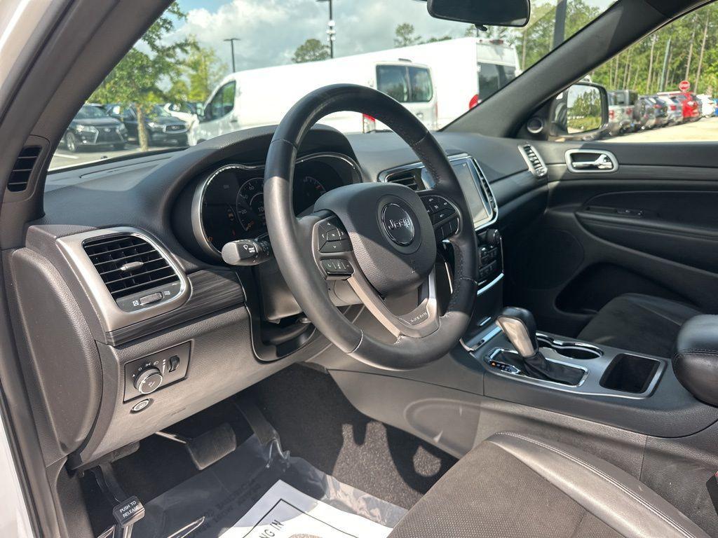 used 2021 Jeep Grand Cherokee car, priced at $27,200