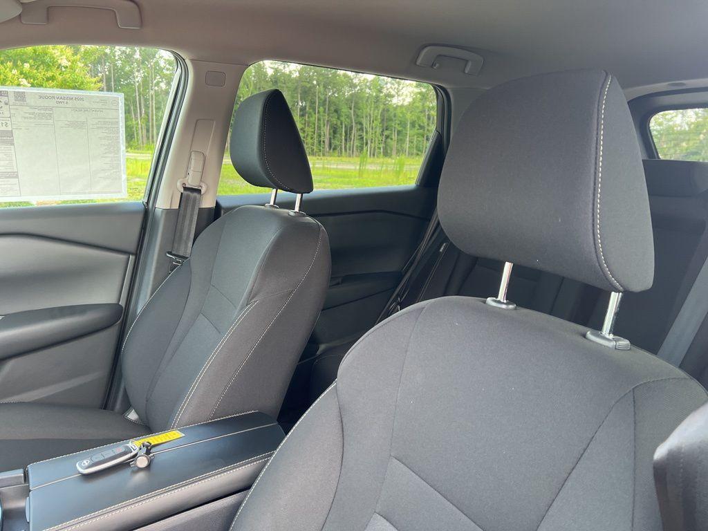new 2025 Nissan Rogue car, priced at $29,566