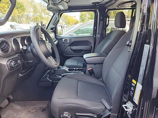 used 2023 Jeep Gladiator car, priced at $32,922