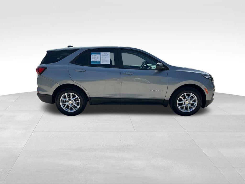 used 2023 Chevrolet Equinox car, priced at $21,376