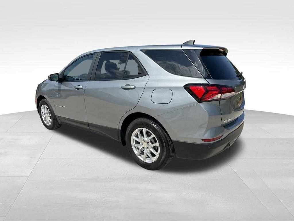 used 2023 Chevrolet Equinox car, priced at $21,376