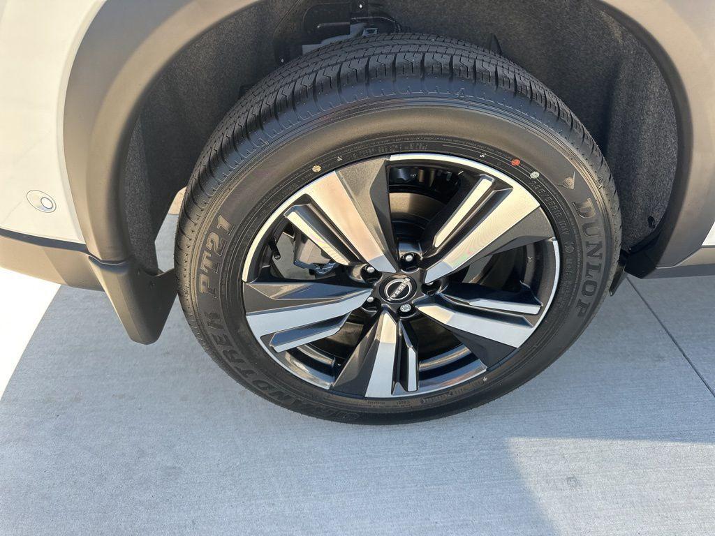 new 2025 Nissan Rogue car, priced at $40,802