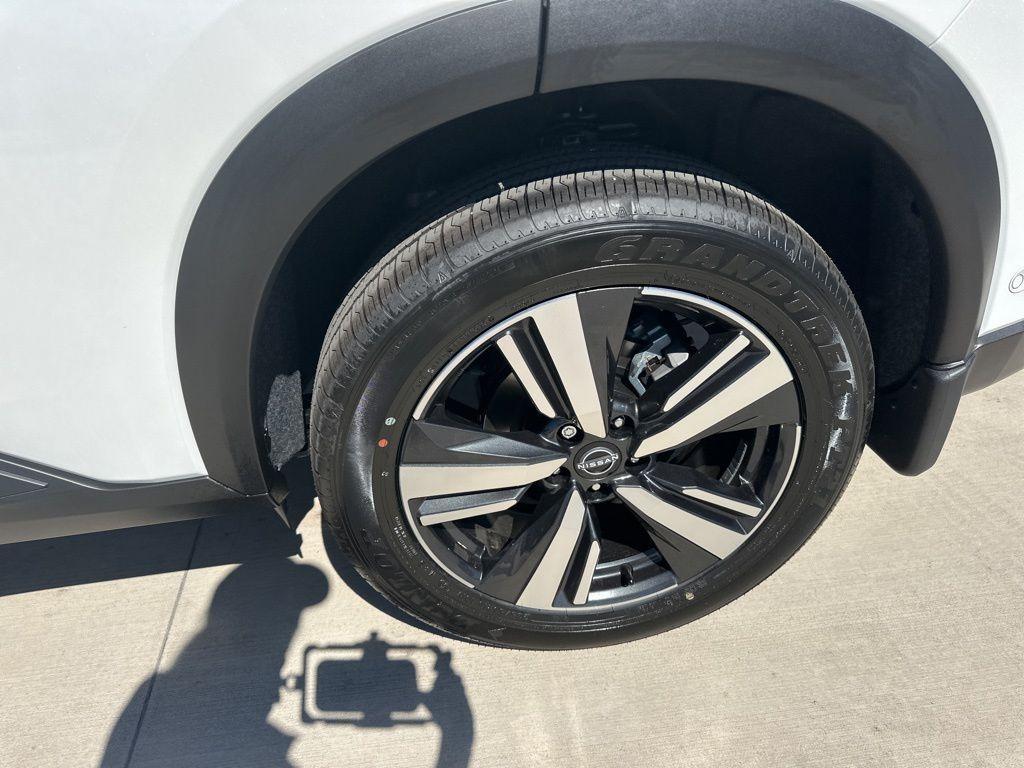 new 2025 Nissan Rogue car, priced at $40,802