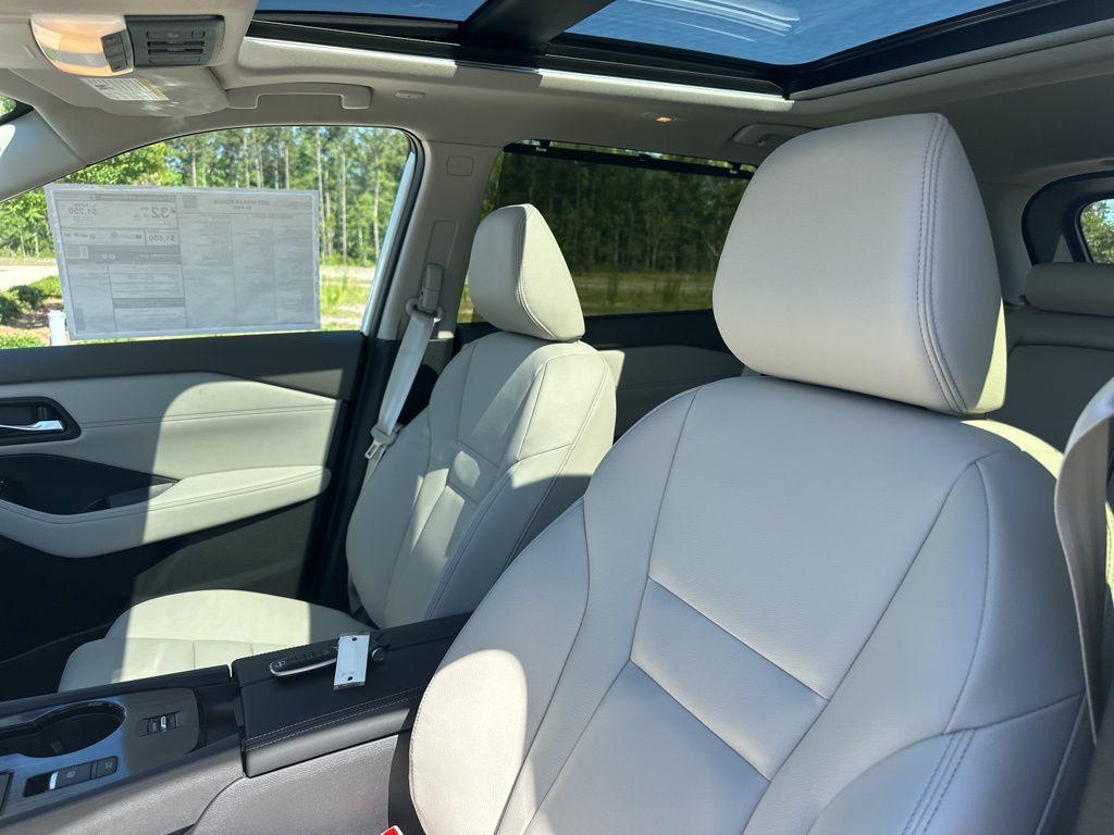 new 2025 Nissan Rogue car, priced at $40,802