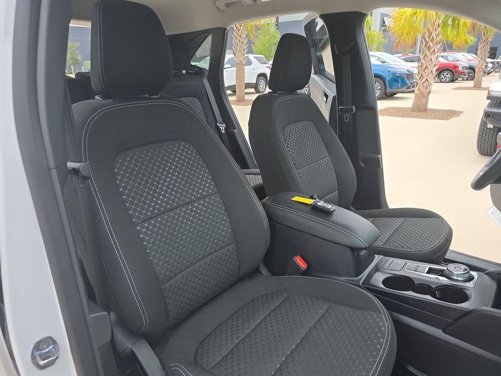 used 2023 Ford Escape car, priced at $21,900