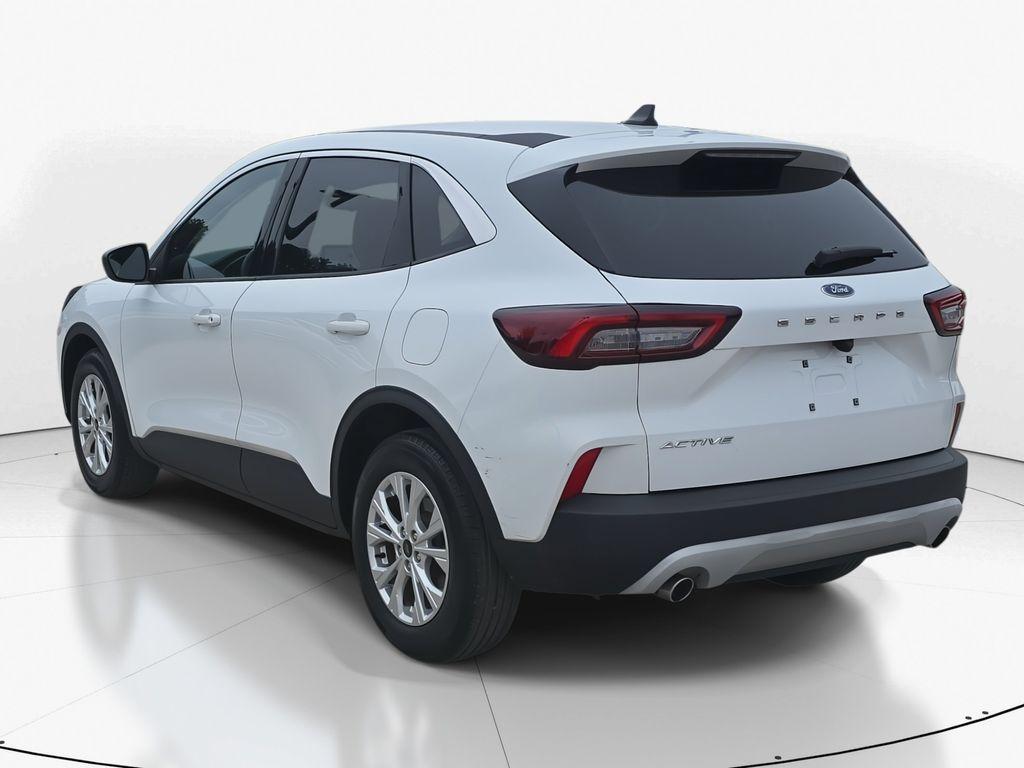 used 2023 Ford Escape car, priced at $21,900