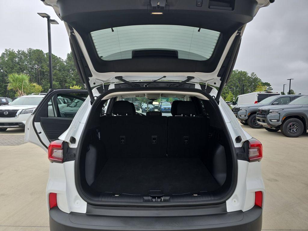 used 2023 Ford Escape car, priced at $21,900