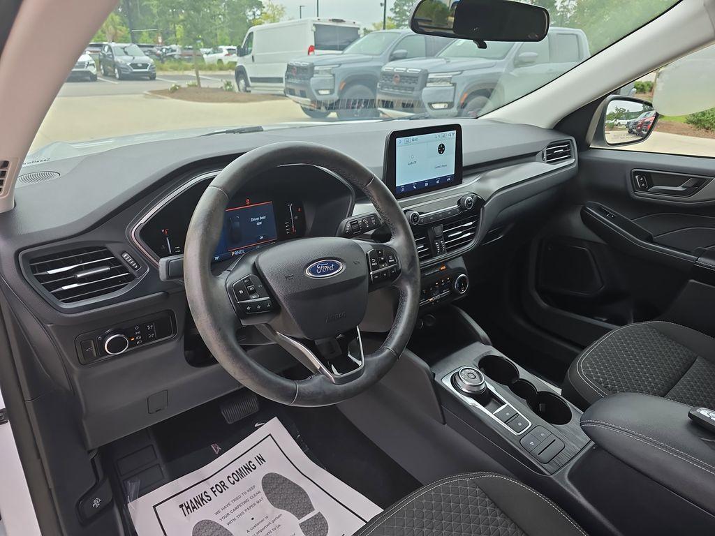 used 2023 Ford Escape car, priced at $21,900
