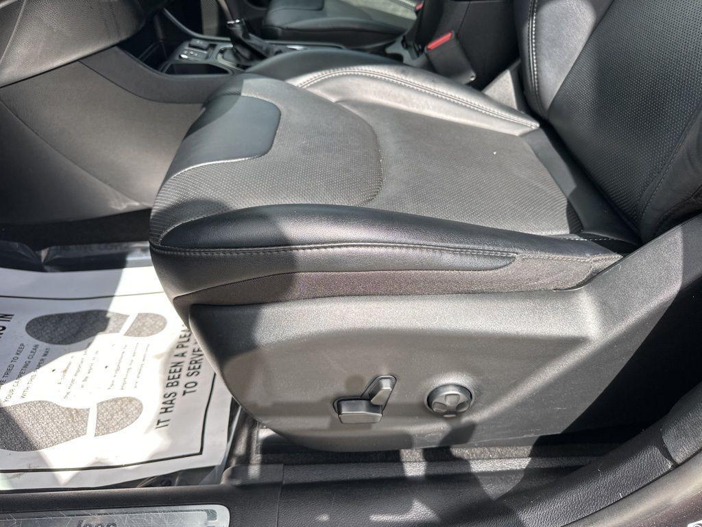 used 2021 Jeep Cherokee car, priced at $22,500