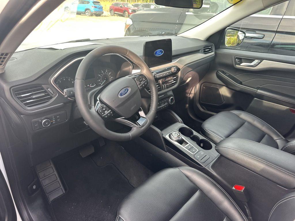 used 2022 Ford Escape car, priced at $23,100