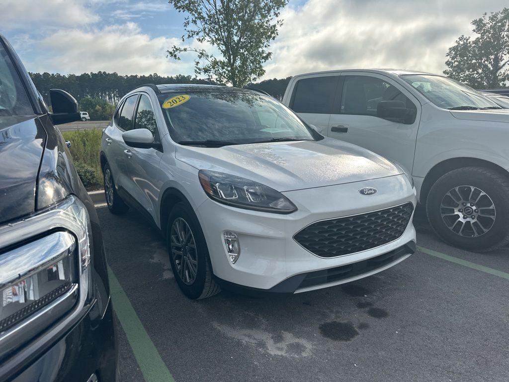 used 2022 Ford Escape car, priced at $23,100