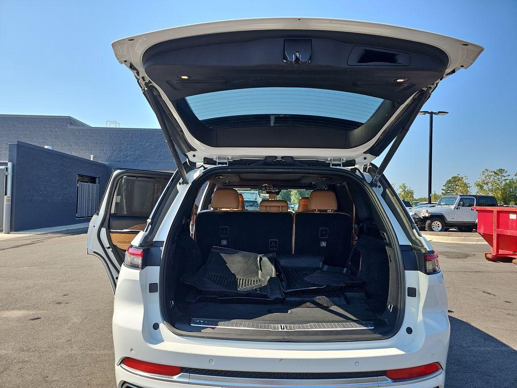 used 2022 Jeep Grand Cherokee 4xe car, priced at $39,900