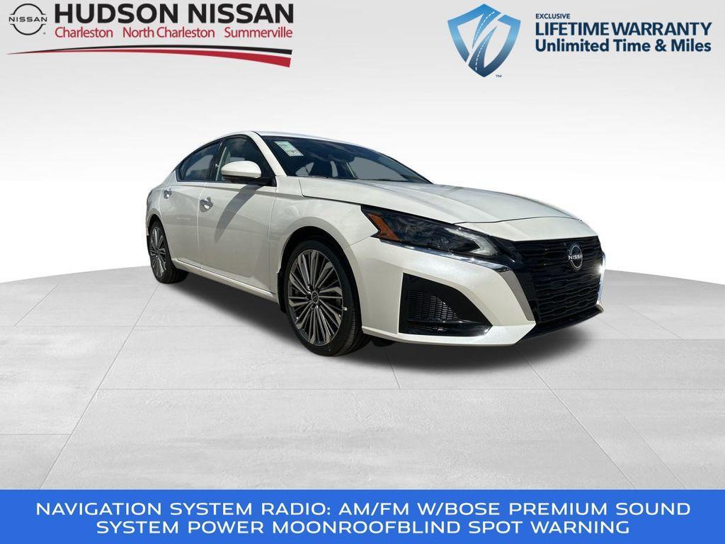 new 2025 Nissan Altima car, priced at $31,800