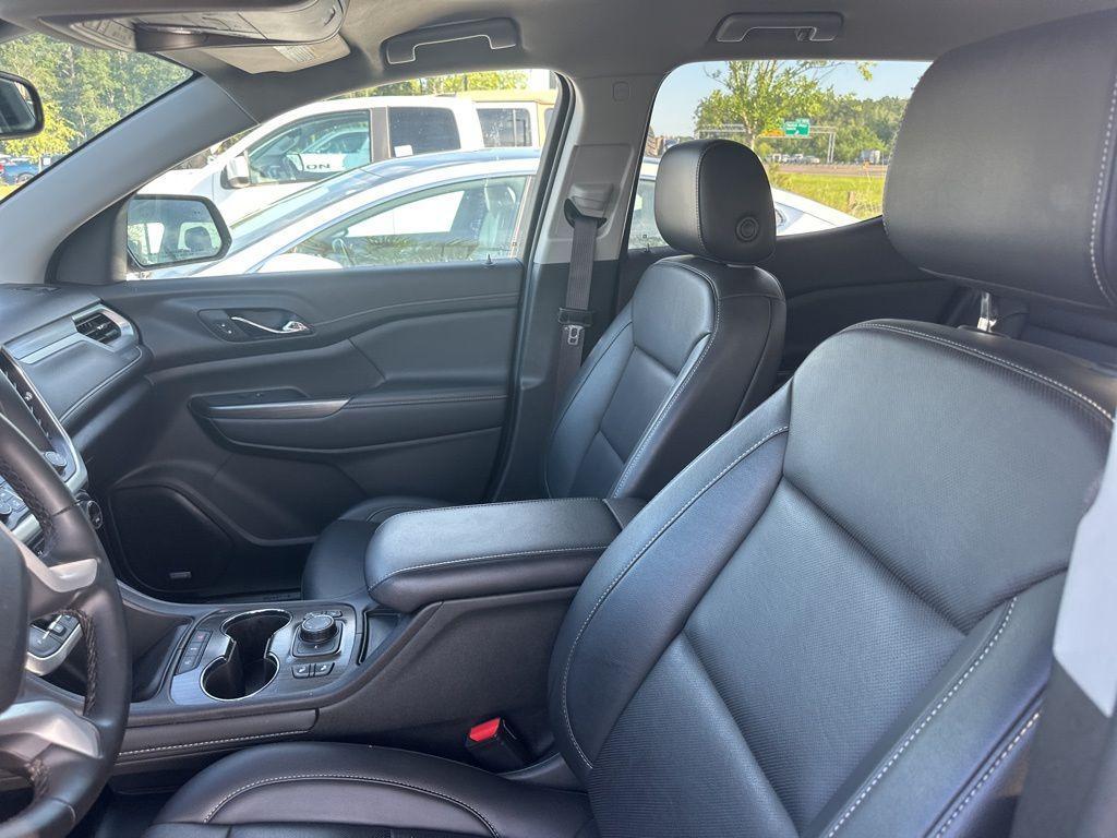 used 2023 GMC Acadia car, priced at $27,900