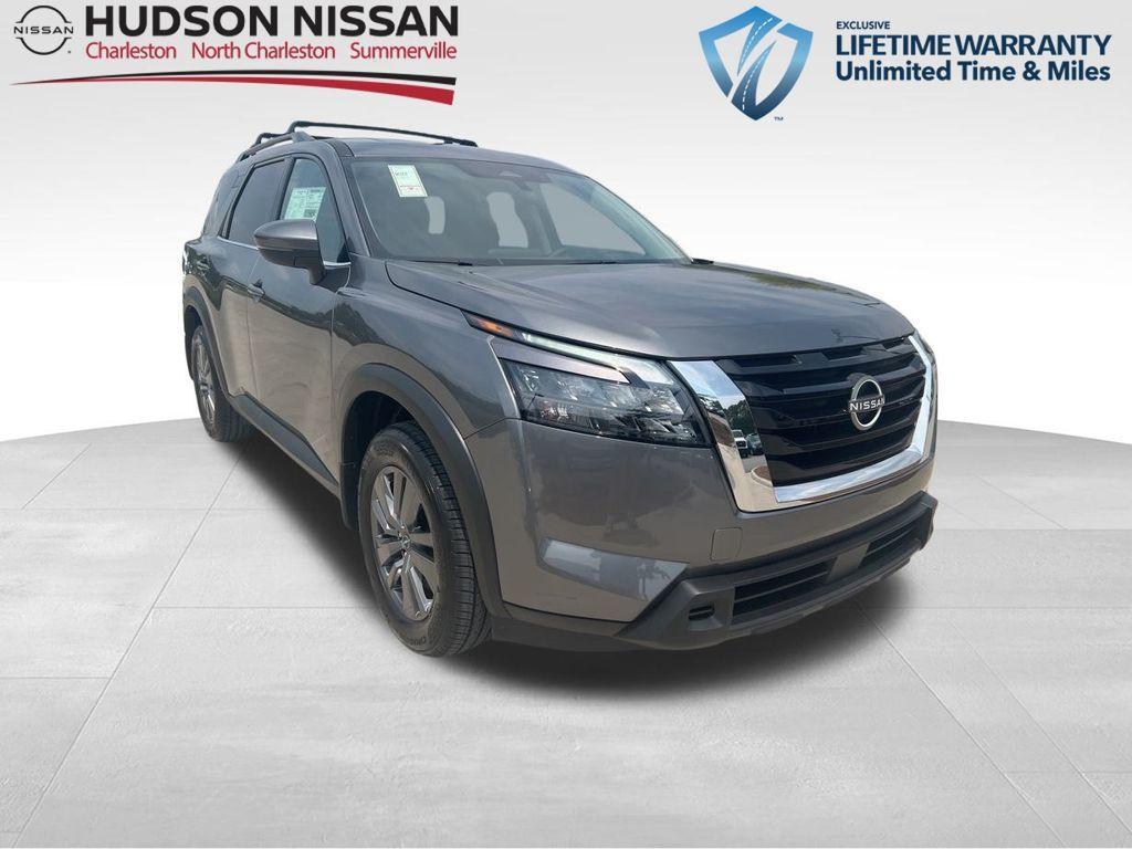new 2025 Nissan Pathfinder car, priced at $41,281