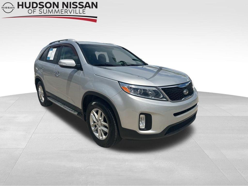 used 2014 Kia Sorento car, priced at $8,800