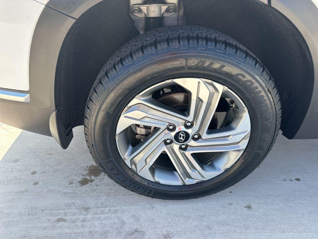 used 2022 Hyundai Santa Fe car, priced at $24,900
