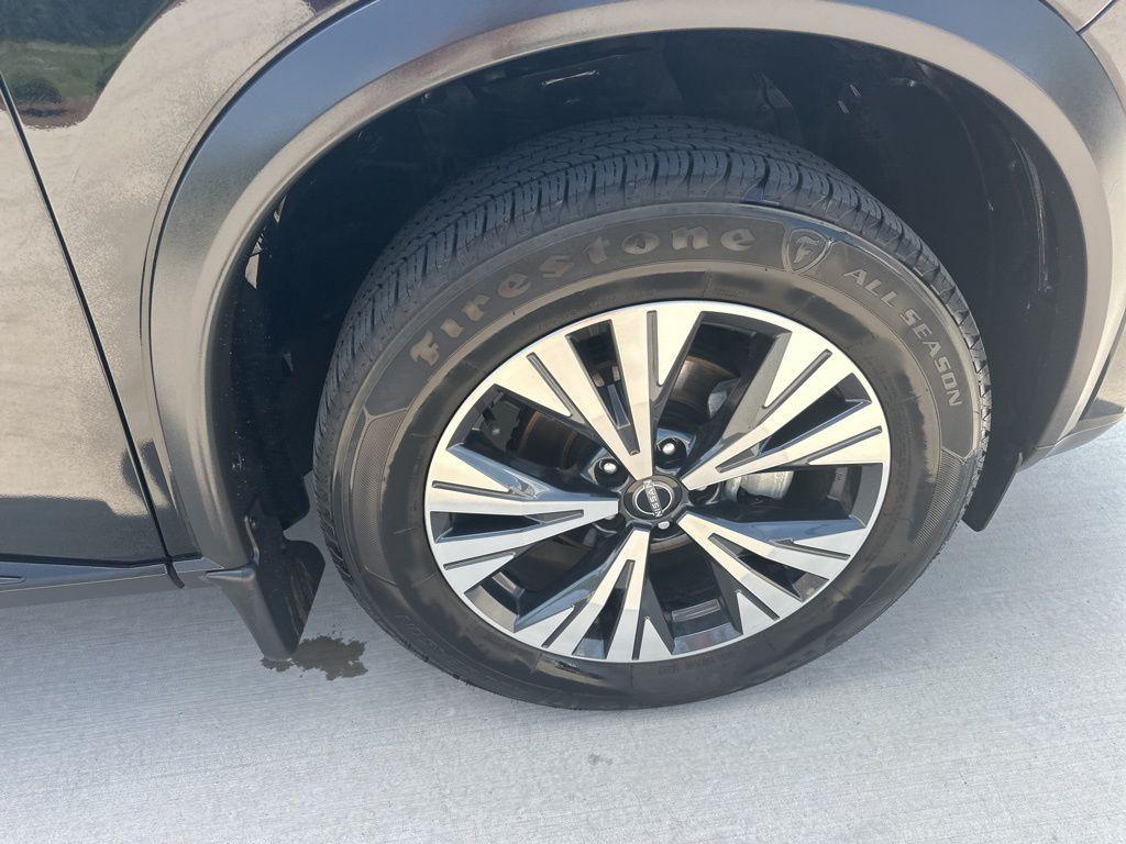 used 2023 Nissan Rogue car, priced at $22,400