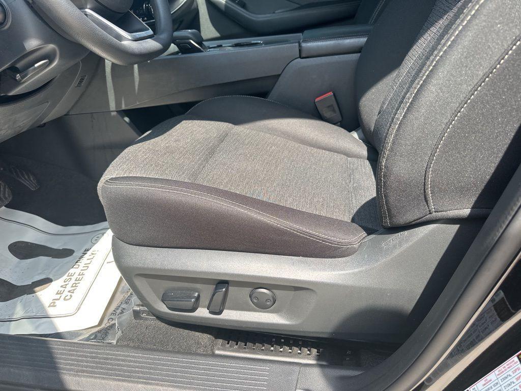 used 2023 Nissan Rogue car, priced at $22,400
